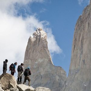 Trekking en la base de las Torres del Paine