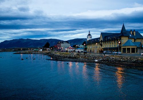 Costanera de la ciudad de Puerto Natales, Patagonia chilena